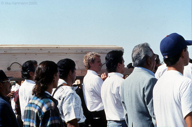 09_cesar_chavez_funeral_procession_relatives_and_joe_kennedy.jpg