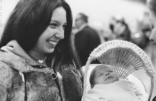 35_mother_with_her_newborn_brooks_hall_1974.jpg
